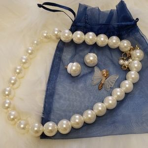 Pearl Necklace/Earring Set